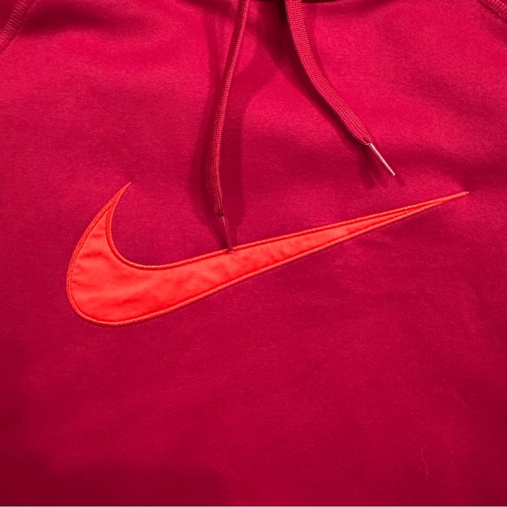 Nike Dri Fit Hoodie Mens Medium Red Pullover Athletic Sweatshirt Swoosh Logo - Picture 2 of 6